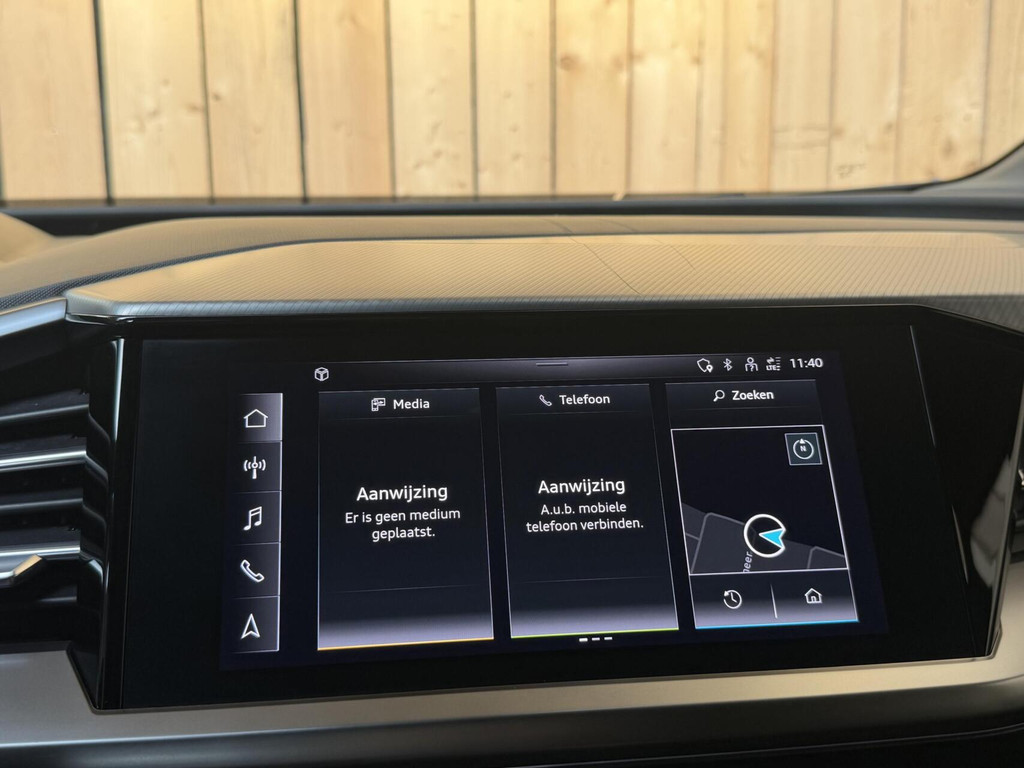 Audi Q4 e-tron 40 Launch edition Advanced 77 kWh SoH 91,95% Warmtepomp | Achteruitrijcamera | Adaptieve cruise control | Apple CarPlay/Android Auto | Climate control | Matrix LED | Navigatiesysteem | Voorstoelen verwarmd | Parkeersensoren 57062844-18.jpg | Timcars.nl