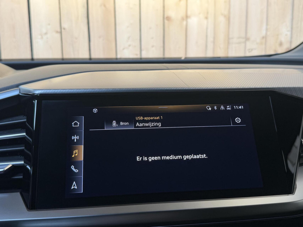 Audi Q4 e-tron 40 Launch edition Advanced 77 kWh SoH 91,95% Warmtepomp | Achteruitrijcamera | Adaptieve cruise control | Apple CarPlay/Android Auto | Climate control | Matrix LED | Navigatiesysteem | Voorstoelen verwarmd | Parkeersensoren 57062844-23.jpg | Timcars.nl