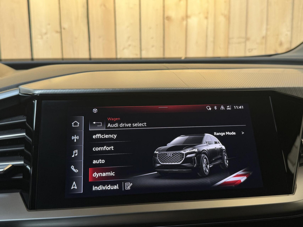 Audi Q4 e-tron 40 Launch edition Advanced 77 kWh SoH 91,95% Warmtepomp | Achteruitrijcamera | Adaptieve cruise control | Apple CarPlay/Android Auto | Climate control | Matrix LED | Navigatiesysteem | Voorstoelen verwarmd | Parkeersensoren 57062844-28.jpg | Timcars.nl