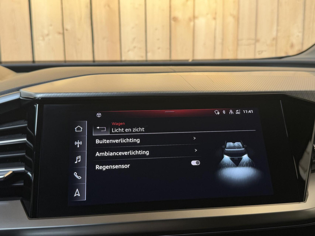 Audi Q4 e-tron 40 Launch edition Advanced 77 kWh SoH 91,95% Warmtepomp | Achteruitrijcamera | Adaptieve cruise control | Apple CarPlay/Android Auto | Climate control | Matrix LED | Navigatiesysteem | Voorstoelen verwarmd | Parkeersensoren 57062844-30.jpg | Timcars.nl
