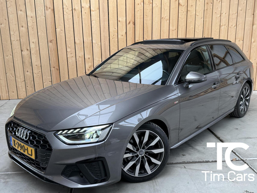 Audi A4 Avant 35 TFSI S edition Automaat | Achteruitrijcamera | Apple CarPlay/Android Auto | Cruise & climate control | Elektrisch glazen panorama-dak | Getint glas | Parkeersensoren voor en achter | Sportstuur | Zwart optiek pakket 57294942-0.jpg | Timcars.nl