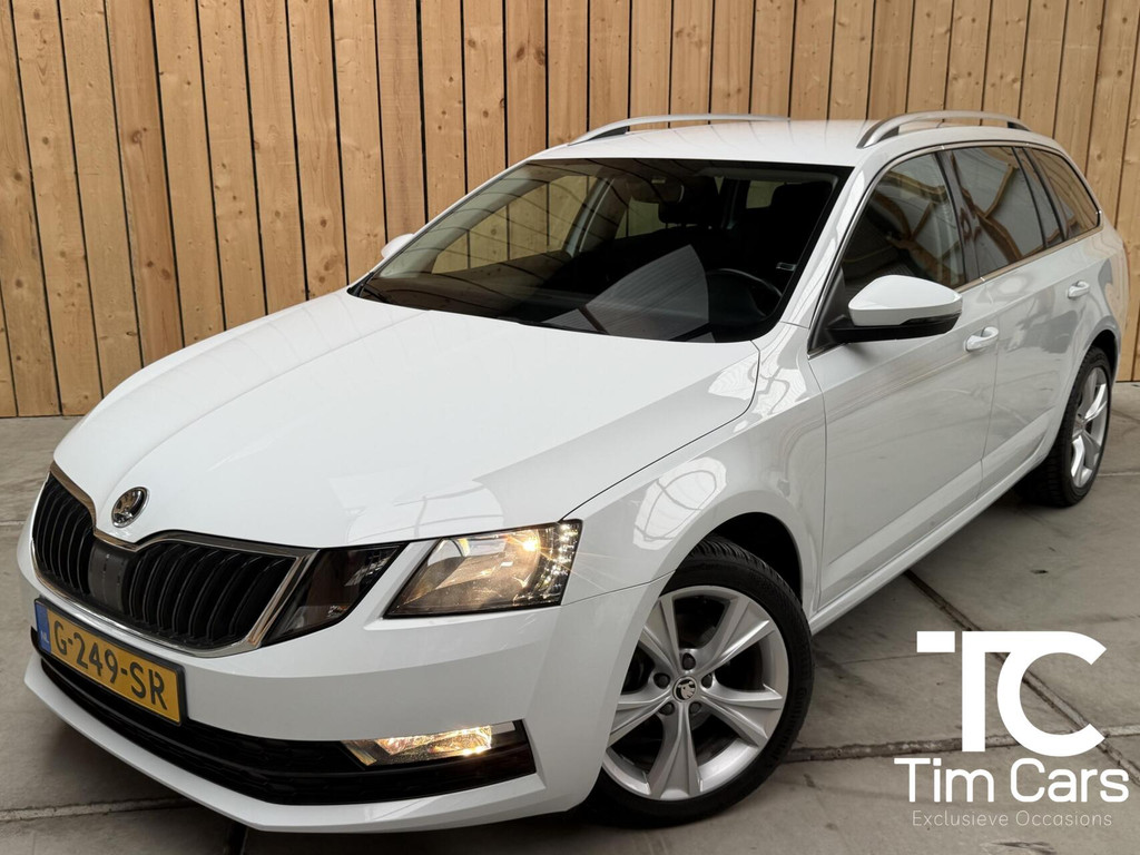 Škoda Octavia Combi 1.0 TSI Greentech Style Business Automaat | Apple CarPlay/Android Auto | Cruise & climate control | DAB ontvanger | Lichtmetalen velgen | Parkeersensoren achter | Voorstoelen verwarmd | Trekhaak 57500347-0.jpg | Timcars.nl