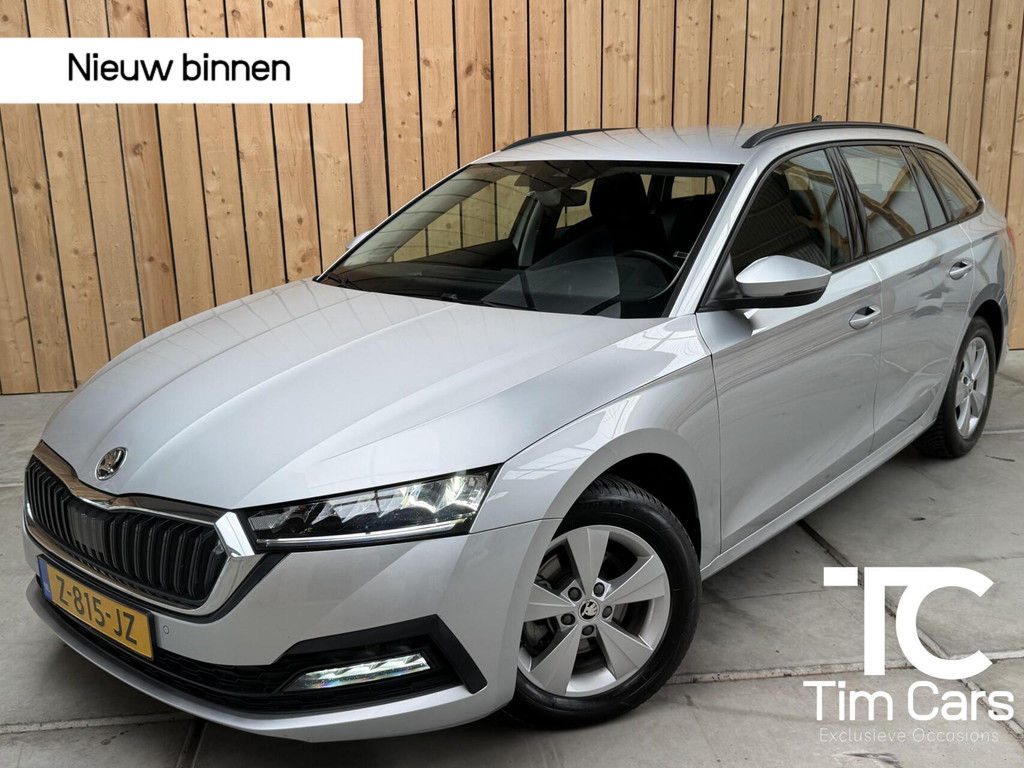 Škoda Octavia Combi 1.0 TSI Business Edition Apple CarPlay/Android Auto | Cruise & climate control | DAB ontvanger | Elektrisch bedienbare achterklep | Keyless entry | LED verlichting | Navigatiesysteem | Trekhaak uitklapbaar 57500401-0.jpg | Timcars.nl