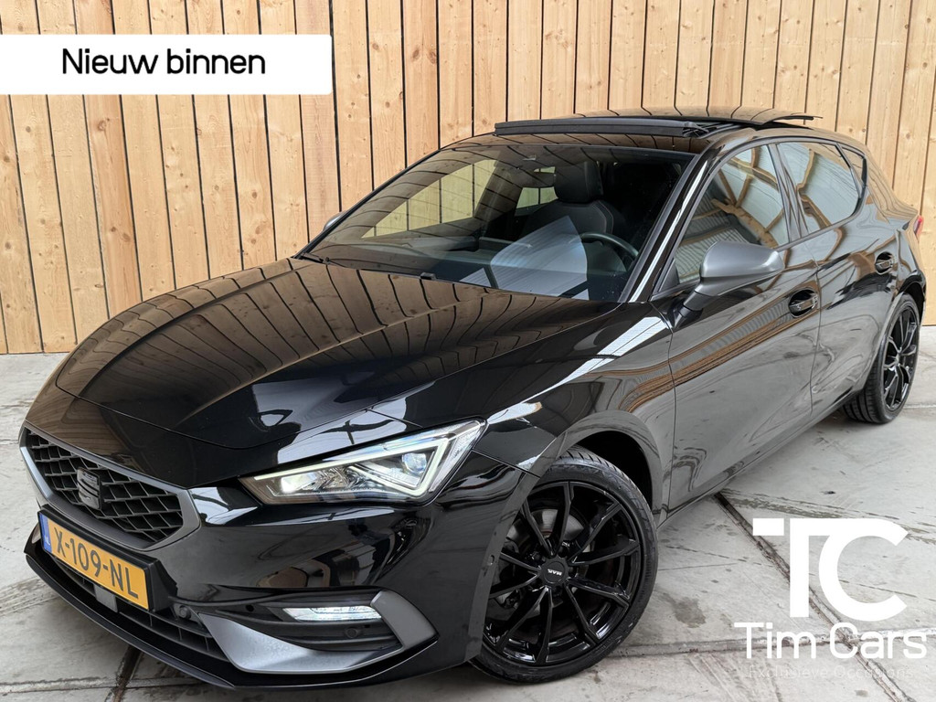 SEAT Leon 1.0 eTSI FR Business Intense Achteruitrijcamera | Apple CarPlay/Android Auto | Adaptieve cruise control | Climate control | DAB ontvanger | Keyless entry | Panoramadak | Voorstoelen en stuurwiel verwarmd | Trekhaak uitklapbaar 57500516-0.jpg | Timcars.nl