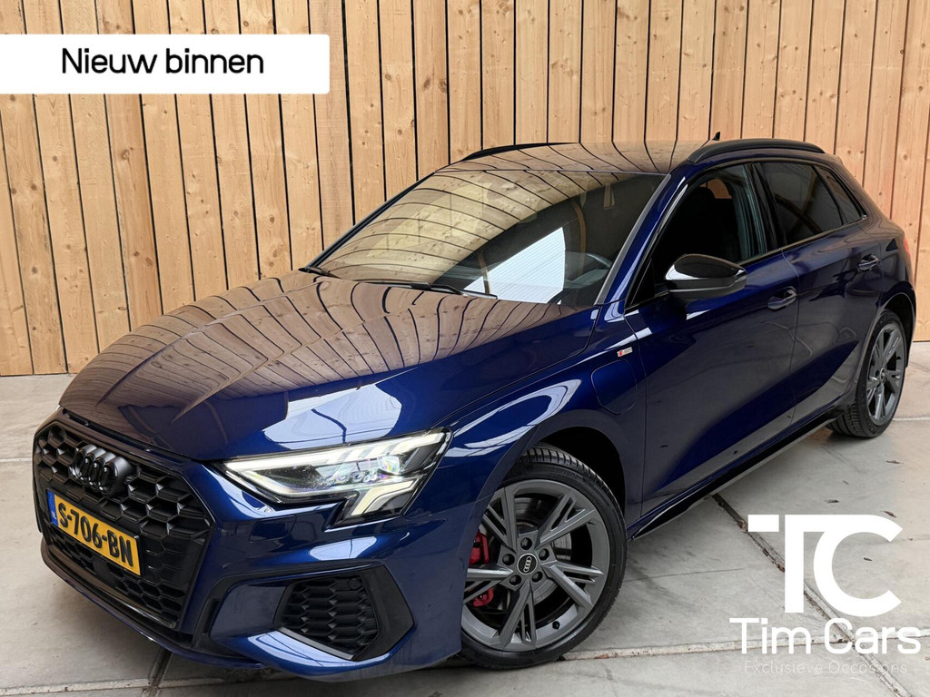 Audi A3 Sportback 45 TFSI e S edition Competition SoH 93,33% | Apple CarPlay/Android Auto | Cruise & climate control | Lichtmetalen velgen | Leren bekleding | Navigatiesysteem | Parkeersensoren achter | Stoelverwarming 57629238-0.jpg | Timcars.nl