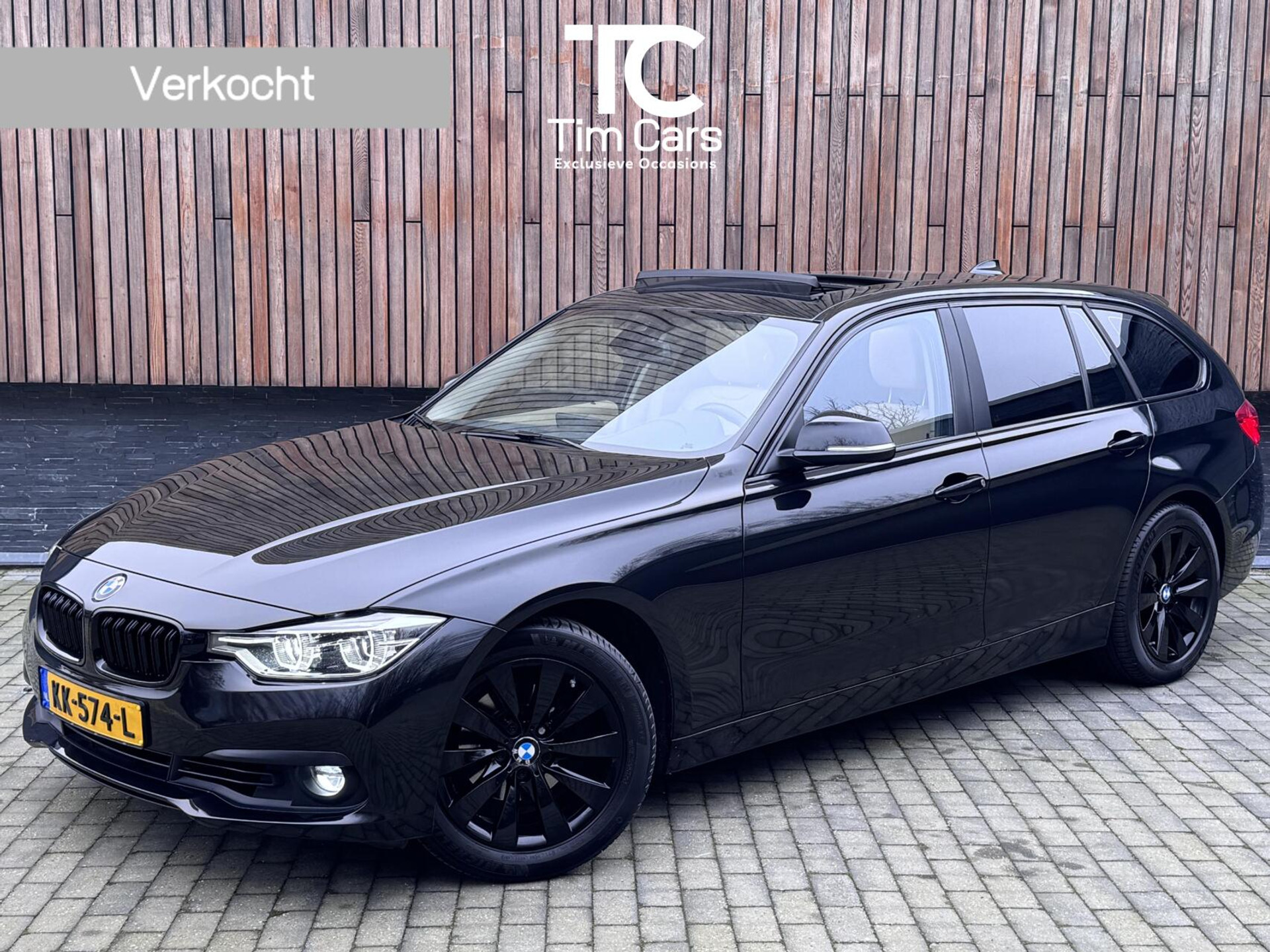 BMW 3 Serie Touring 320i High Executive Automaat | Panoramadak | LED verlichting | Lederen bekleding | Stoelverwarming | Climate control | Cruise control | Rijstrooksensor | HiFi audio | Parkeersensoren achter 42339024-0.jpg | Timcars.nl