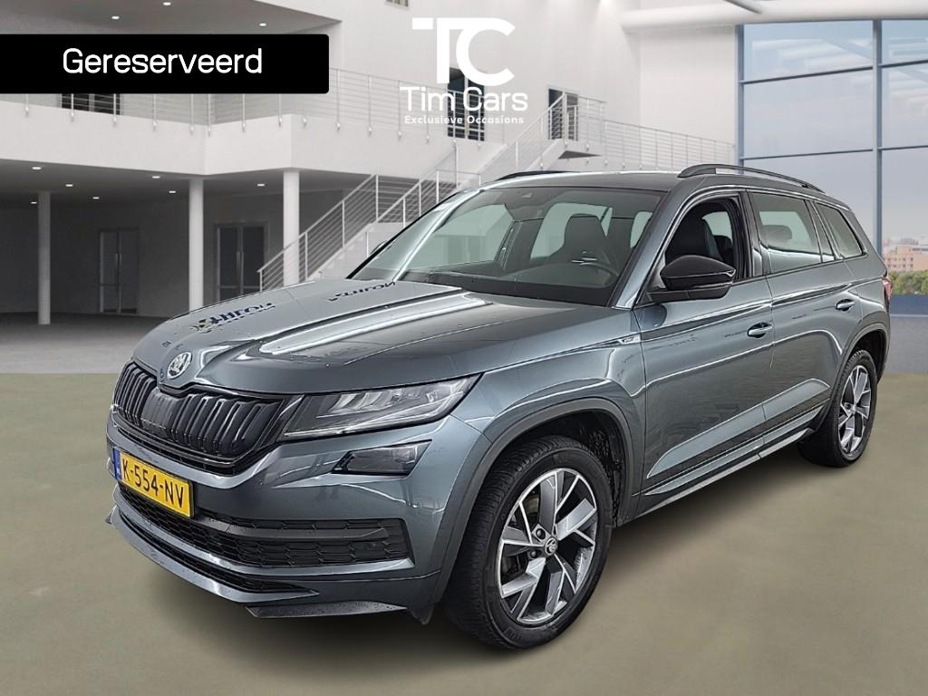 Škoda Kodiaq 1.5 TSI Sportline Automaat | Panoramadak | Trekhaak | LED verlichting | Elektrisch bedienbare achterklep | Panoramadak | Voorstoelen en stuurverwarming | Apple CarPlay | Achteruitrijcamera 50445147-0.jpg | Timcars.nl